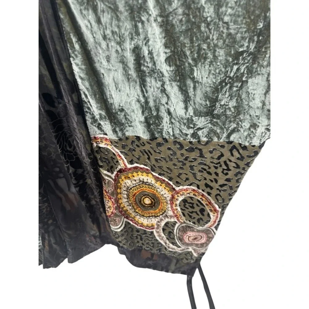 Chicos Mixed Media Patchwork Velvet Burnout Kimono Wrap OS Green Floral Leopard